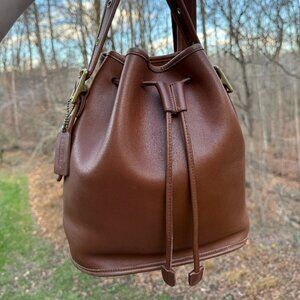 Vintage Coach Lula's Legacy, 9952, in lovely, British Tan